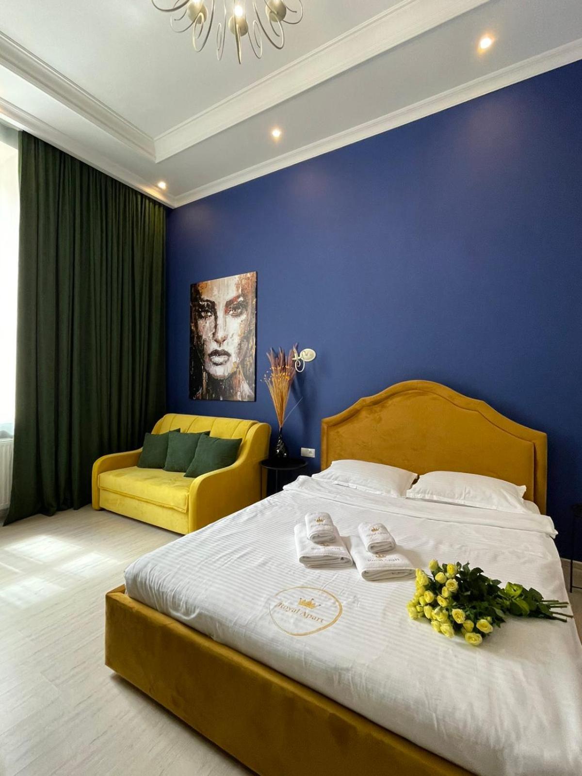 Royal Apartment On Slovatskogo 8 Lwów Zewnętrze zdjęcie